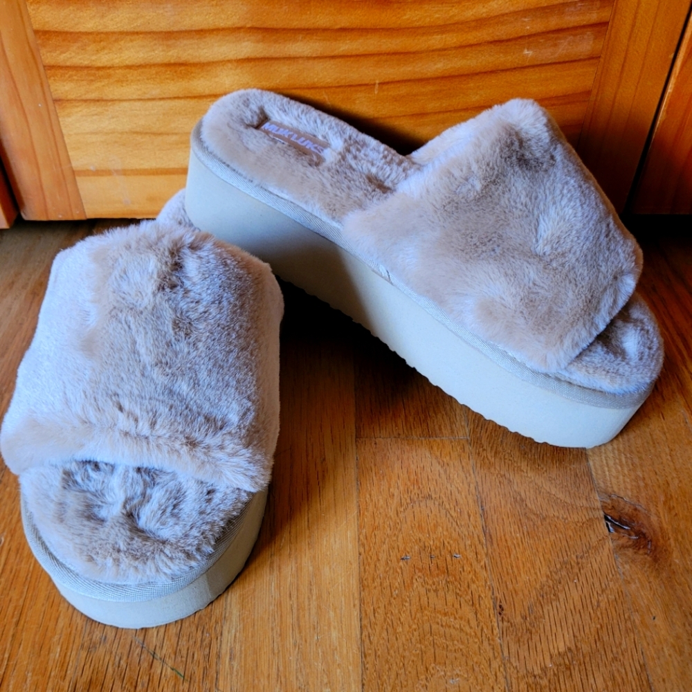 MUK LUK KIRSTEY SLIDE SLIPPER